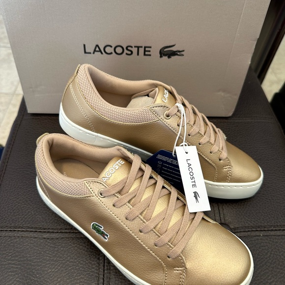 Lacoste Straightset Sneakers for girls in gold and offwhite - Picture 8 of 10